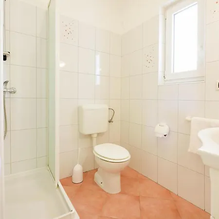 2 Bedroom Cozy In Apartament *