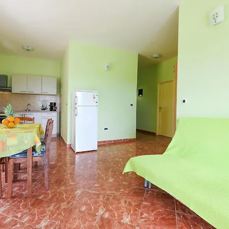 Apartament 2 Bedroom Cozy In *
